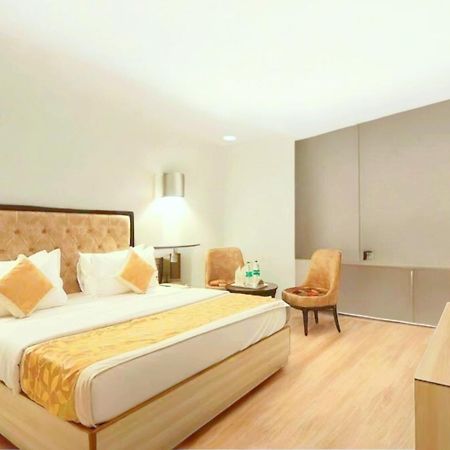 Hotel Almora Inn - Near By Delhi International Airport - With Free Airport Pickup And Drop Nuova Delhi Esterno foto