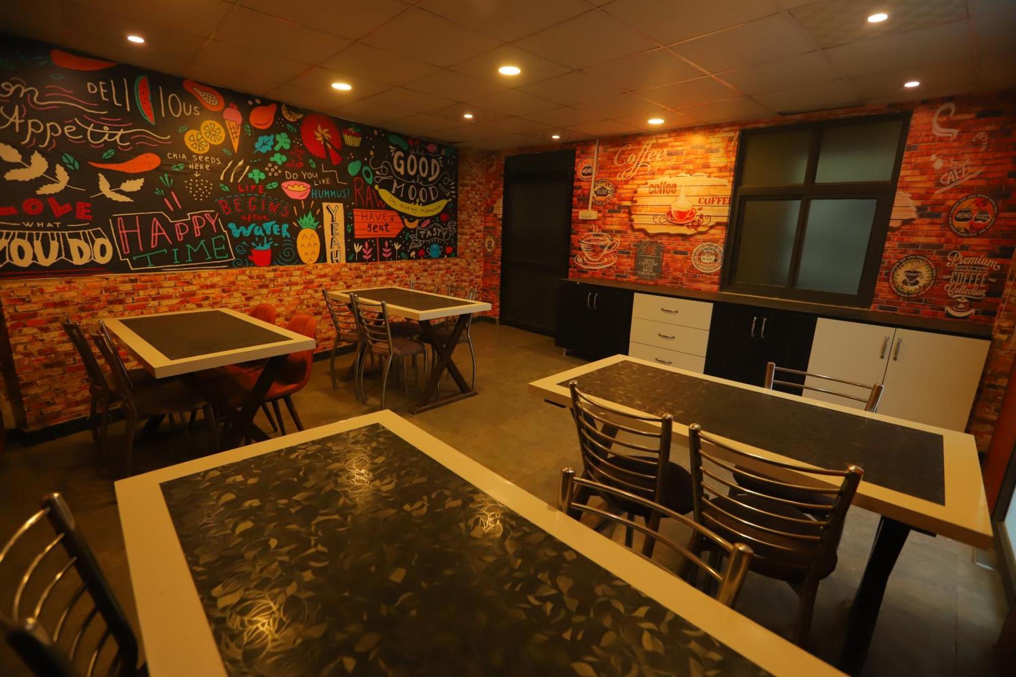 Hotel Almora Inn - Near By Delhi International Airport - With Free Airport Pickup And Drop Nuova Delhi Esterno foto