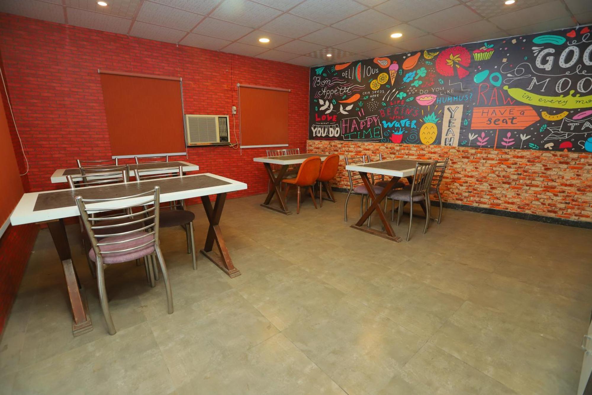 Hotel Almora Inn - Near By Delhi International Airport - With Free Airport Pickup And Drop Nuova Delhi Esterno foto