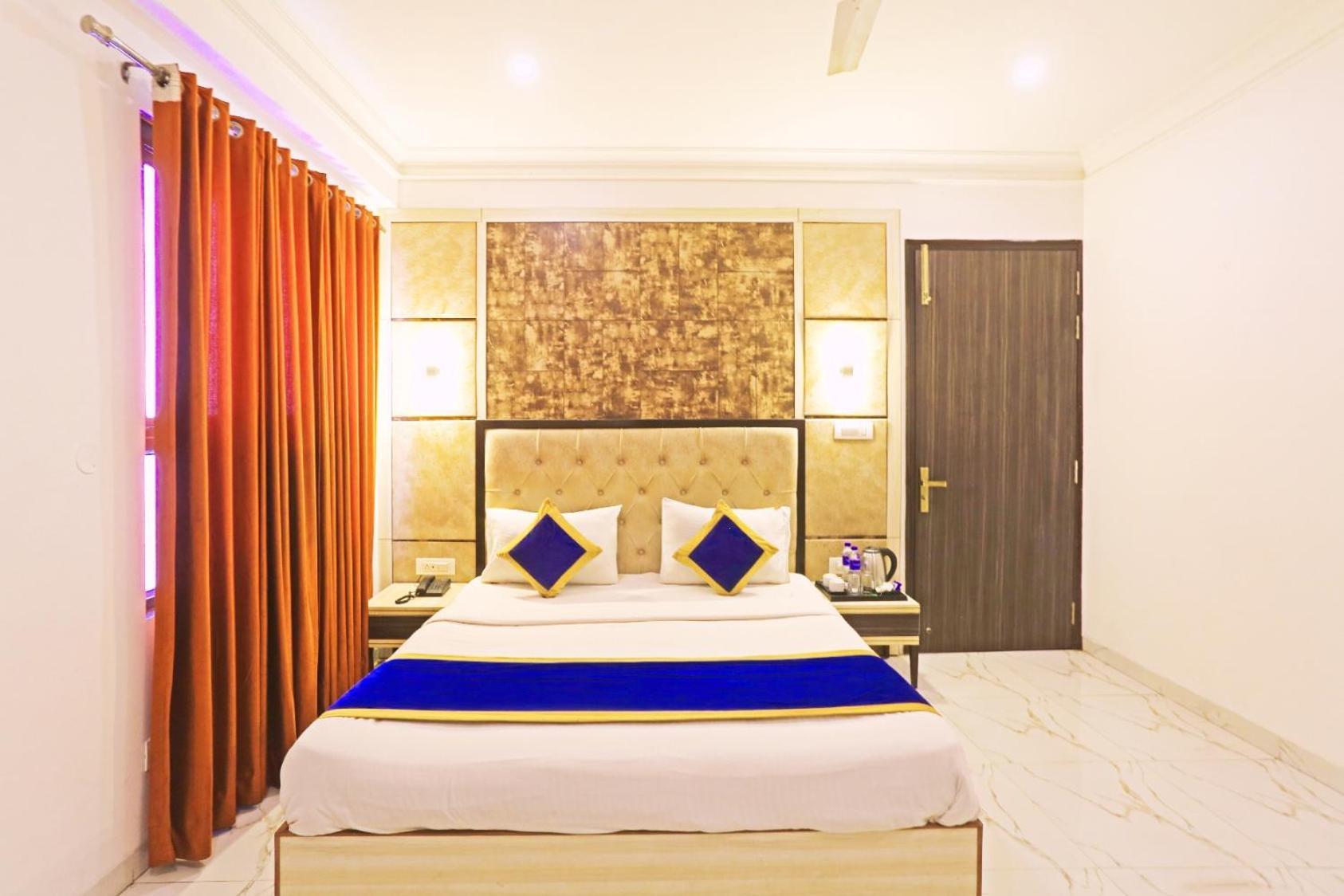 Hotel Almora Inn - Near By Delhi International Airport - With Free Airport Pickup And Drop Nuova Delhi Esterno foto