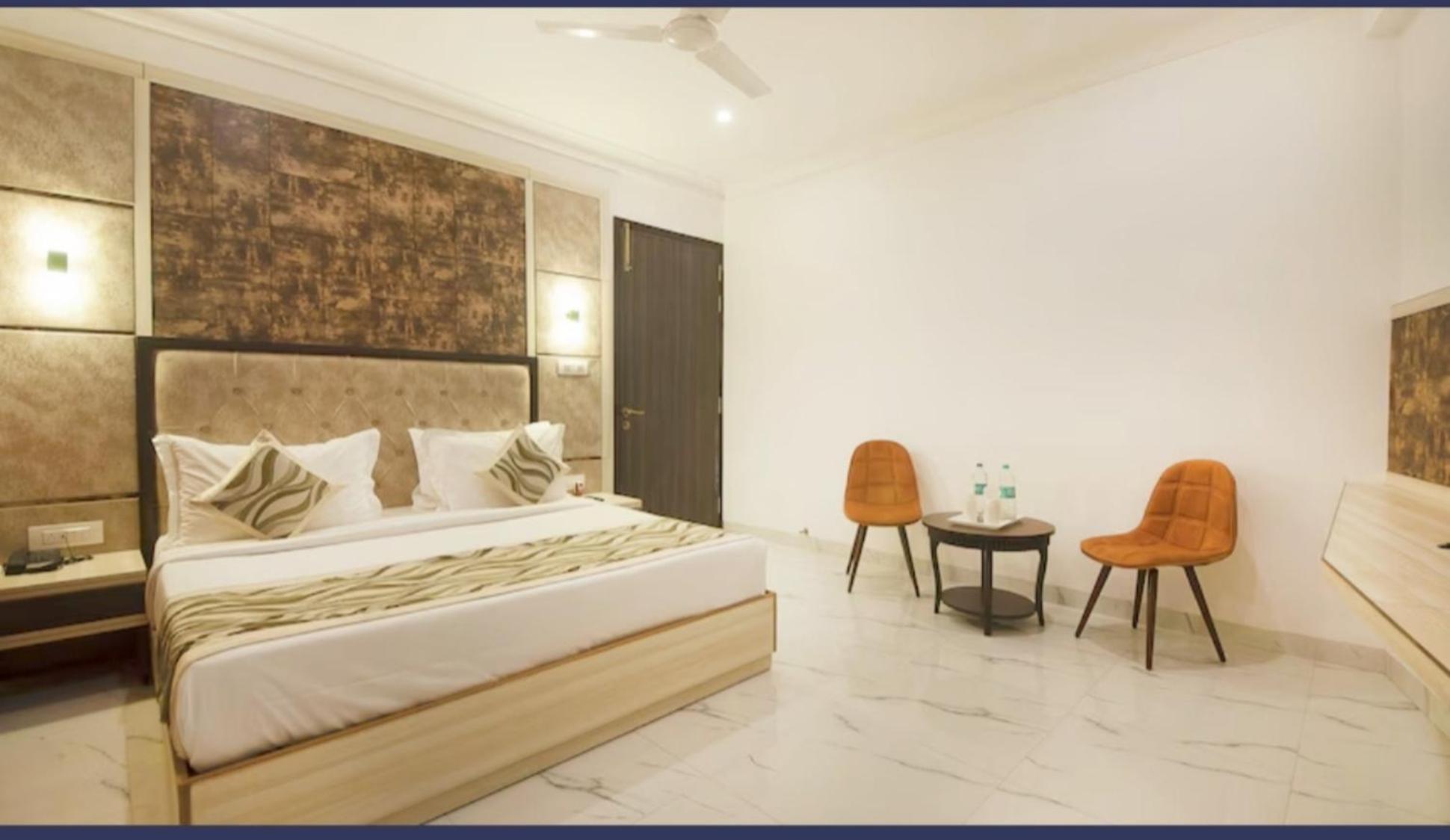 Hotel Almora Inn - Near By Delhi International Airport - With Free Airport Pickup And Drop Nuova Delhi Esterno foto