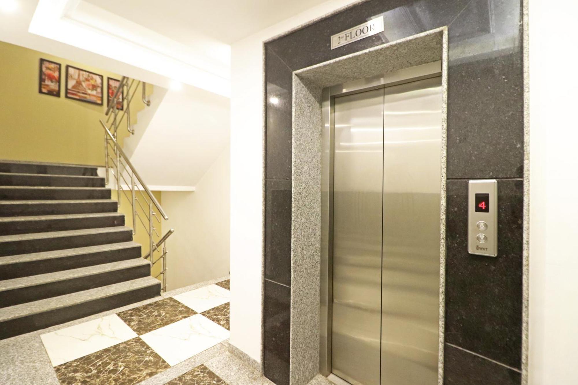 Hotel Almora Inn - Near By Delhi International Airport - With Free Airport Pickup And Drop Nuova Delhi Esterno foto