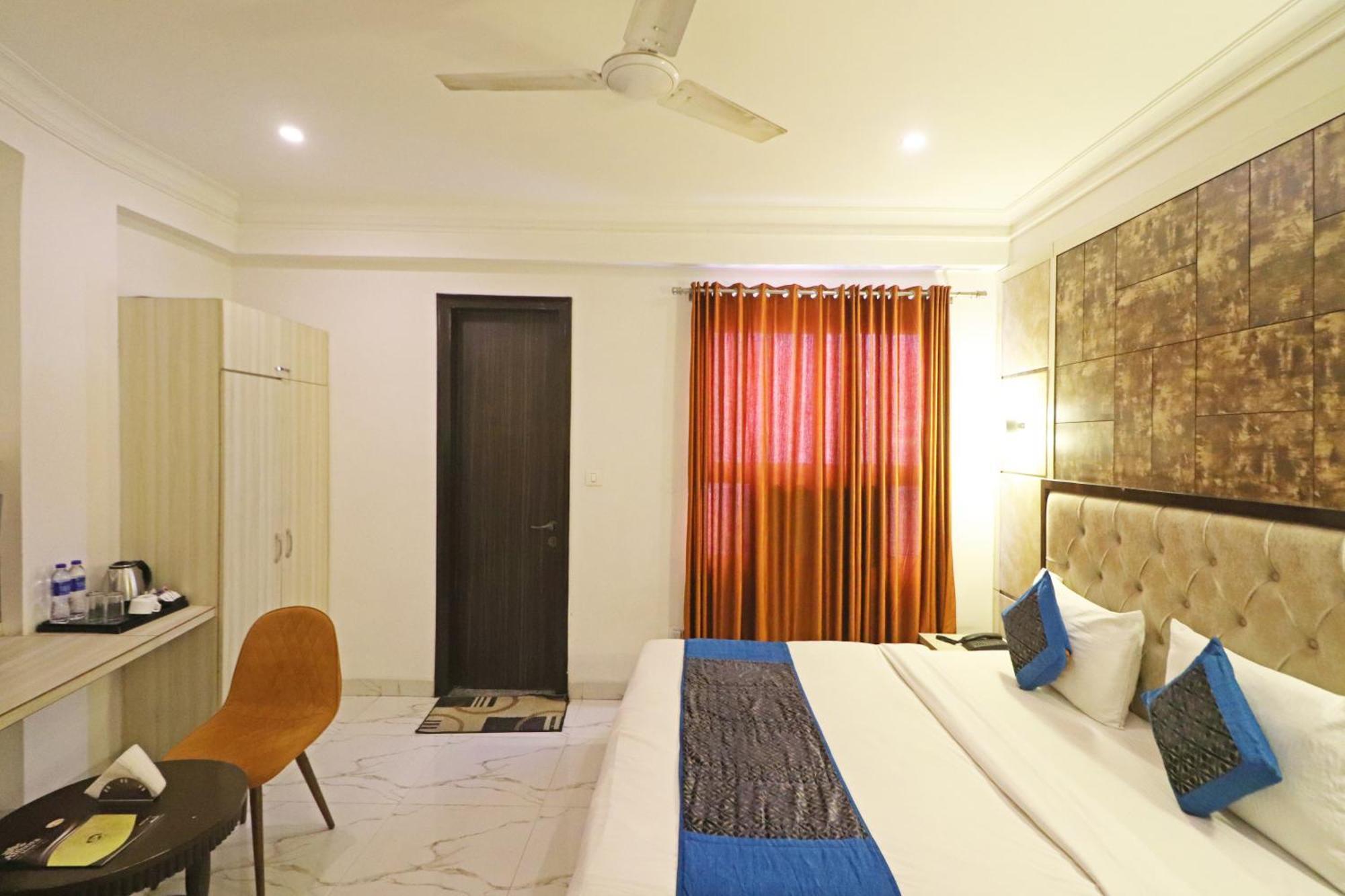 Hotel Almora Inn - Near By Delhi International Airport - With Free Airport Pickup And Drop Nuova Delhi Esterno foto