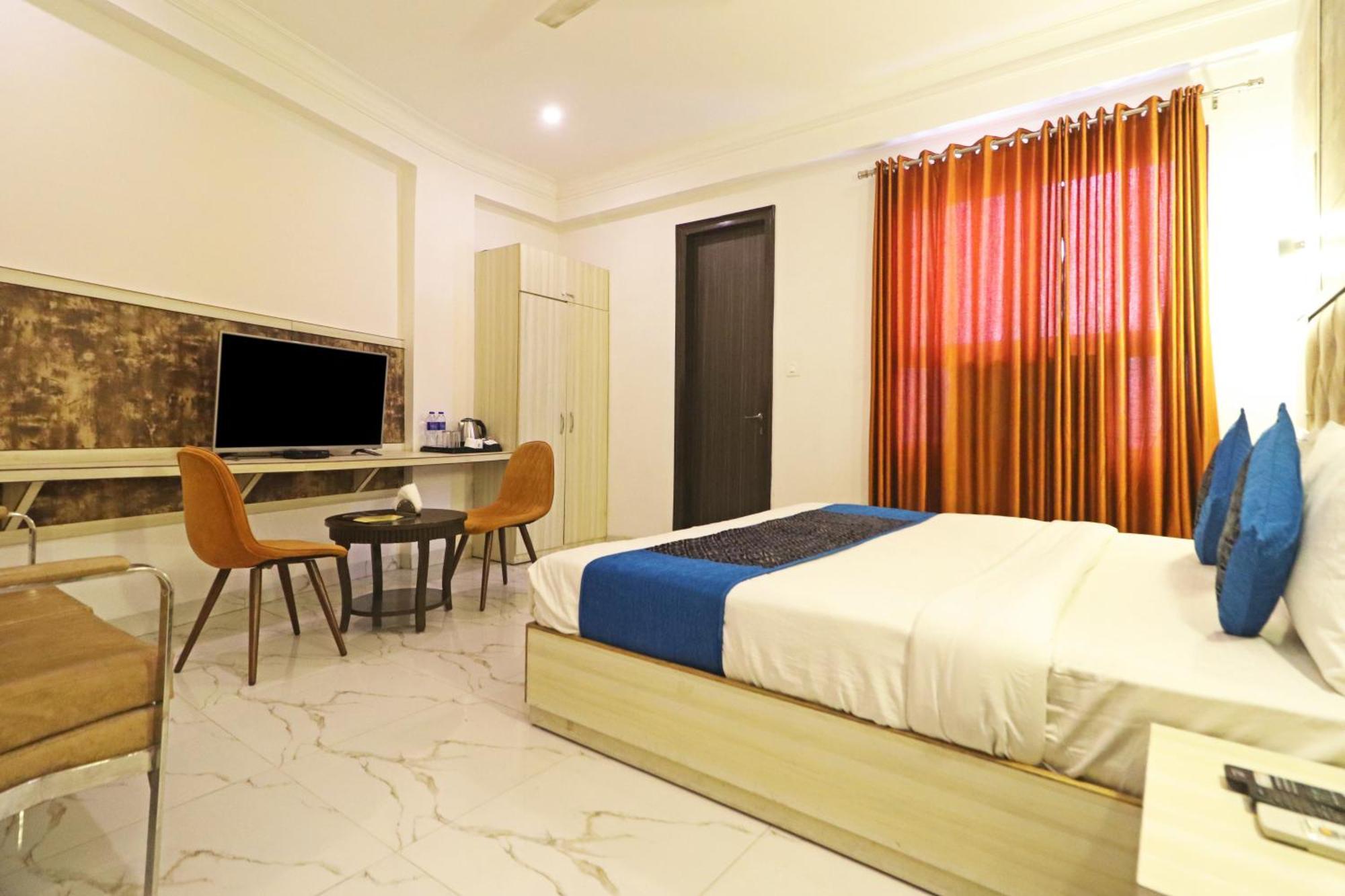 Hotel Almora Inn - Near By Delhi International Airport - With Free Airport Pickup And Drop Nuova Delhi Esterno foto
