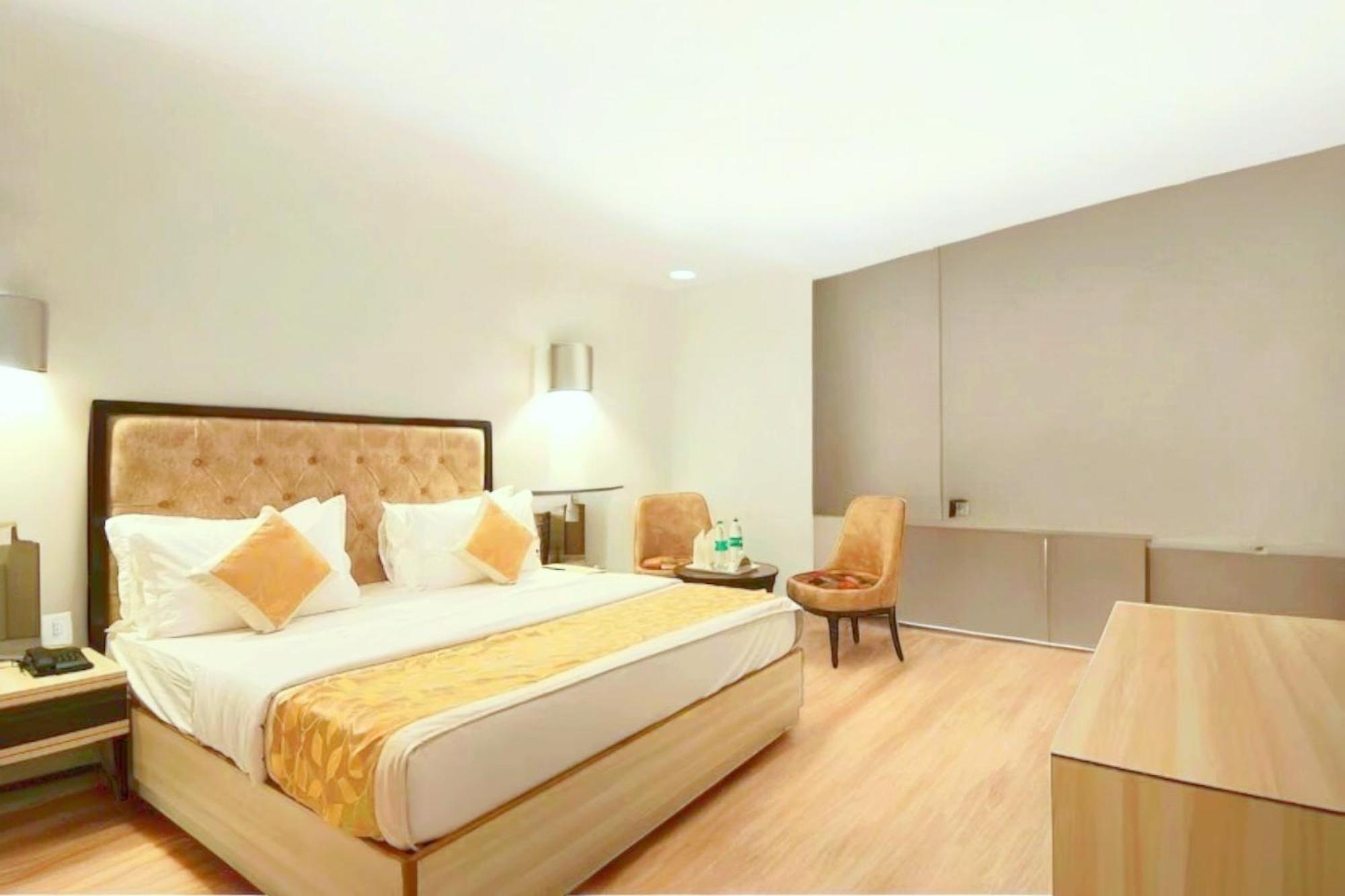 Hotel Almora Inn - Near By Delhi International Airport - With Free Airport Pickup And Drop Nuova Delhi Esterno foto